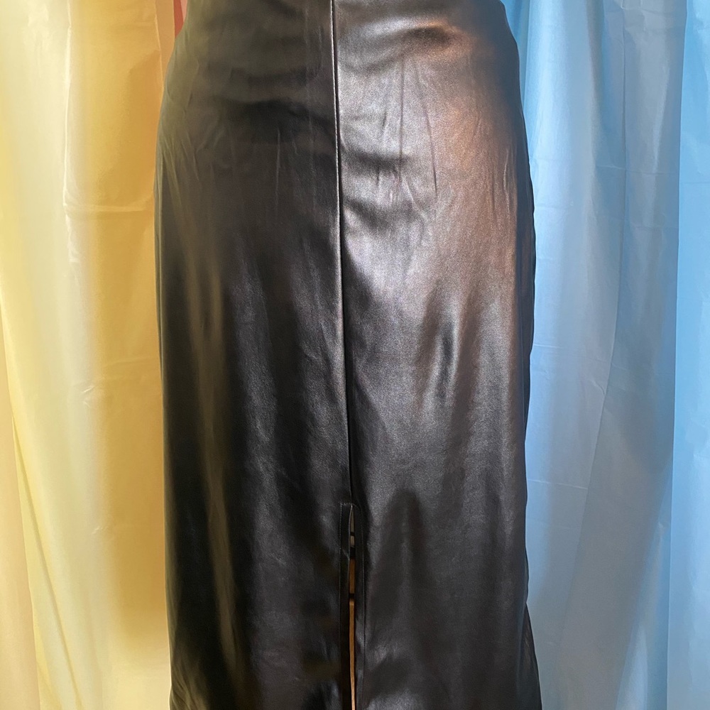 Faux Leather Pencil Skirt
